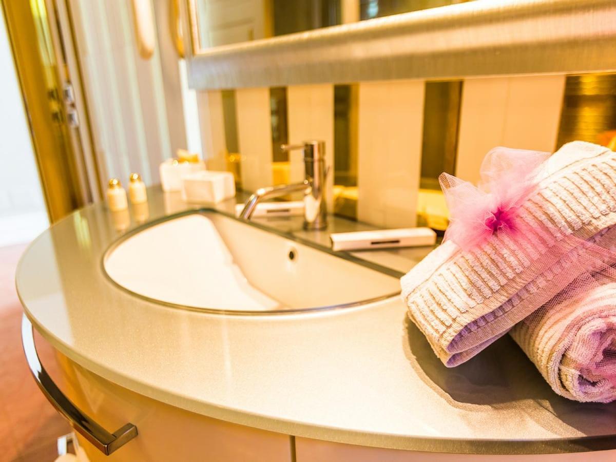 Relais Sans Soucis & Spa رونسيجليونى المظهر الخارجي الصورة